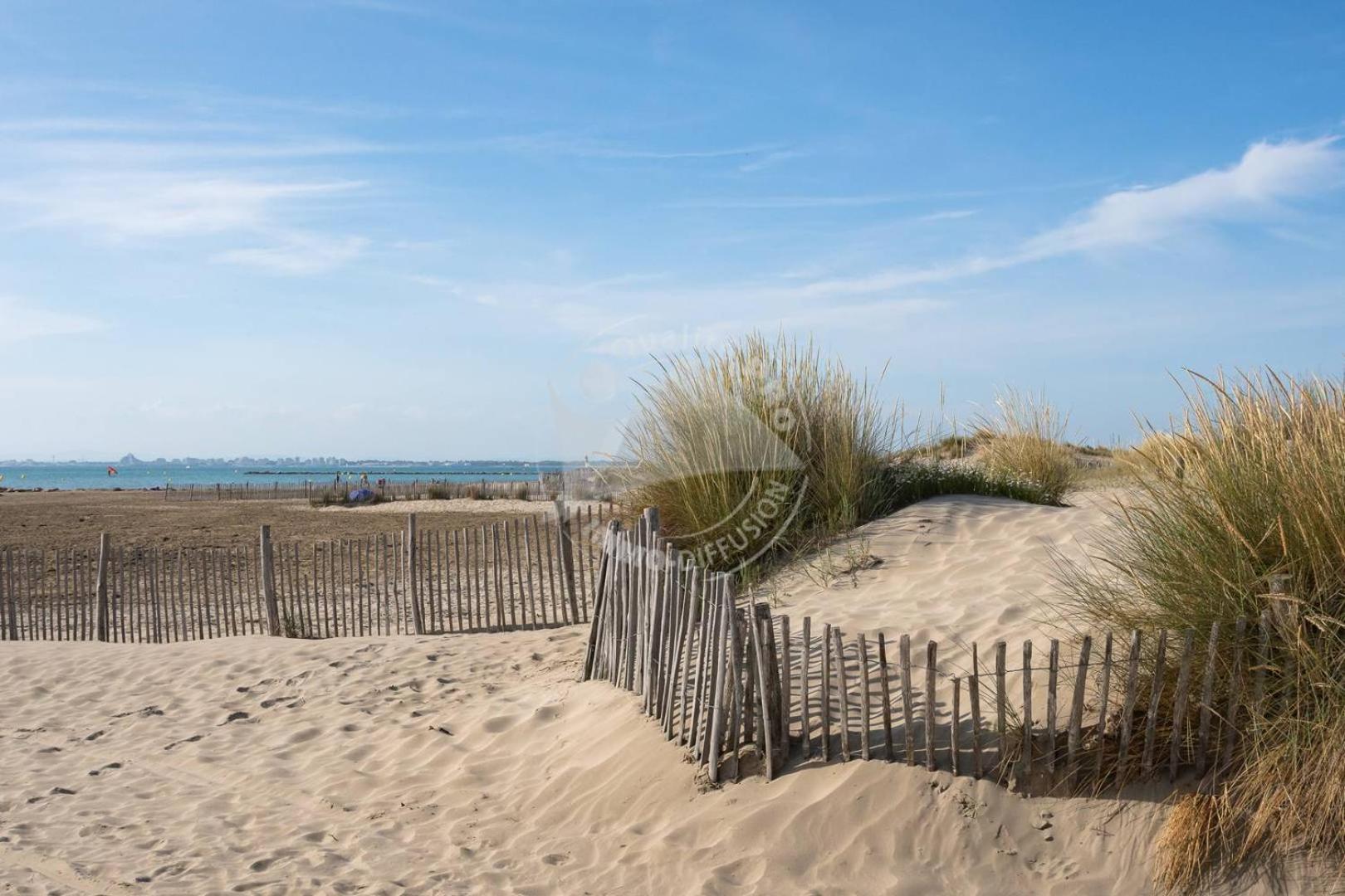 As21116 - P2 Centre Ville Dans Une Residence A 200M De La Plage Ле-Гро-дю-Руа Экстерьер фото